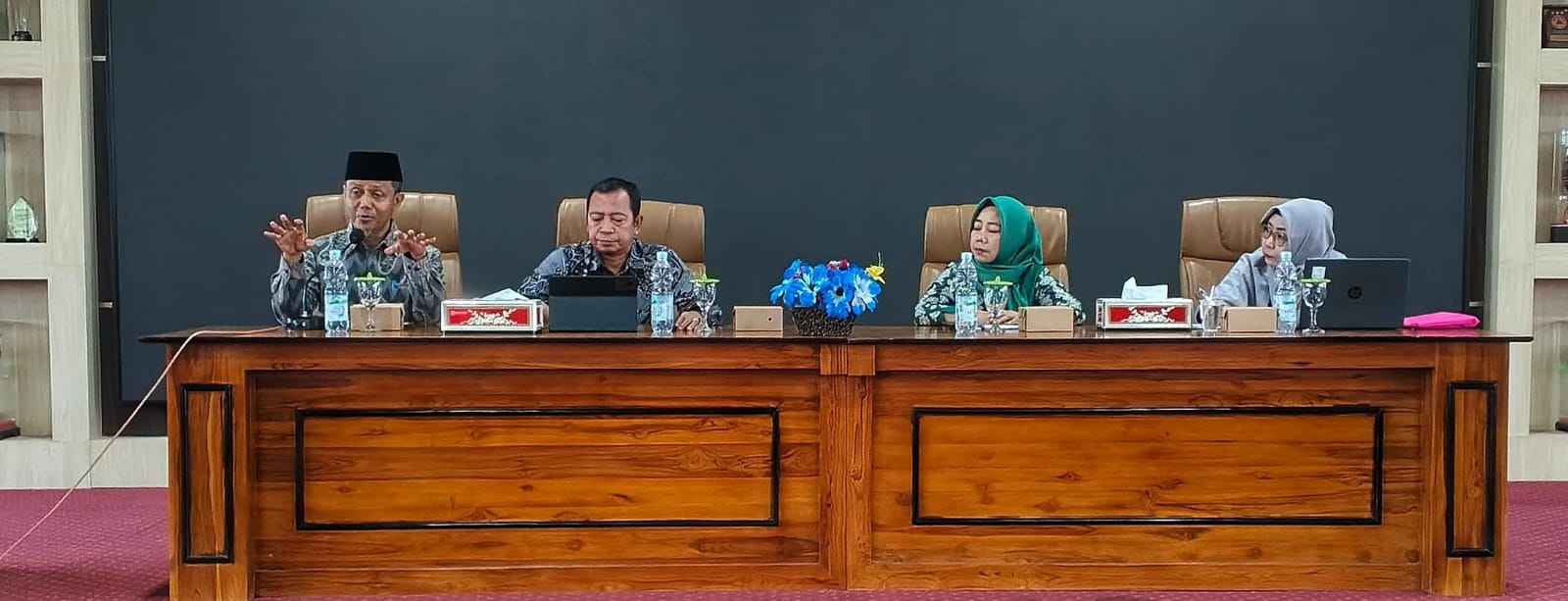 Hari Ibu ke-97: Kepala Kantor Kemenag Sumbawa Tekankan Bahaya Perkawinan Anak