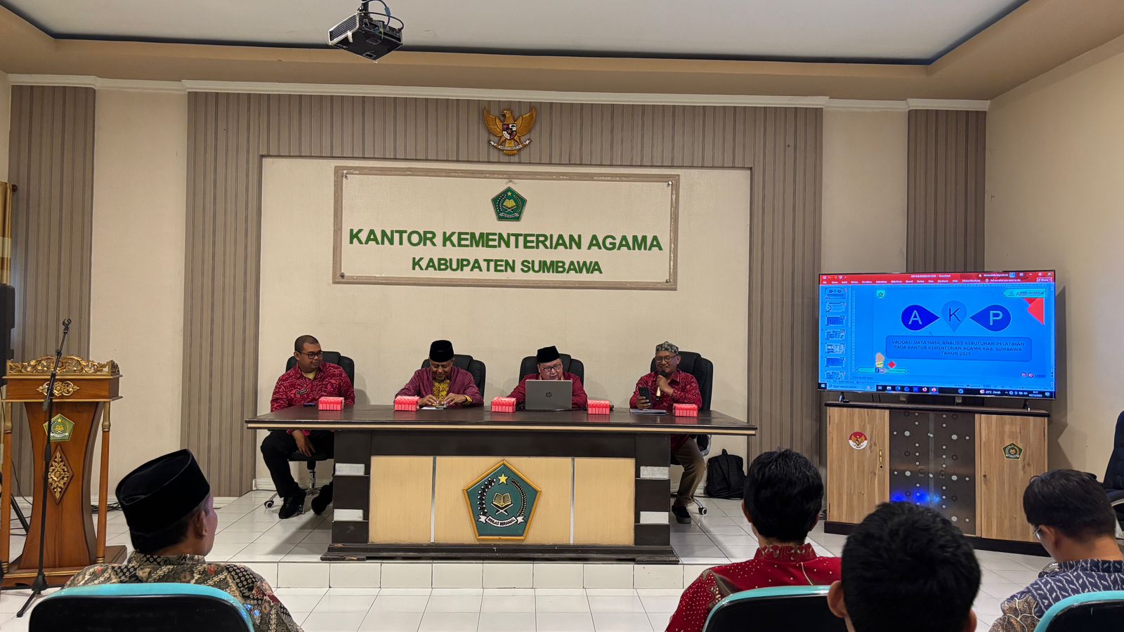 Balai Diklat Keagamaan Denpasar Gelar Validasi Analisis Kebutuhan Pelatihan di Kemenag Sumbawa